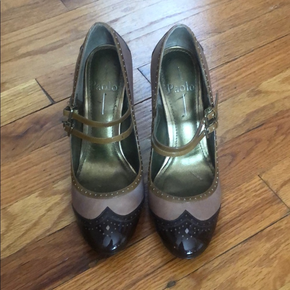 Brown heels